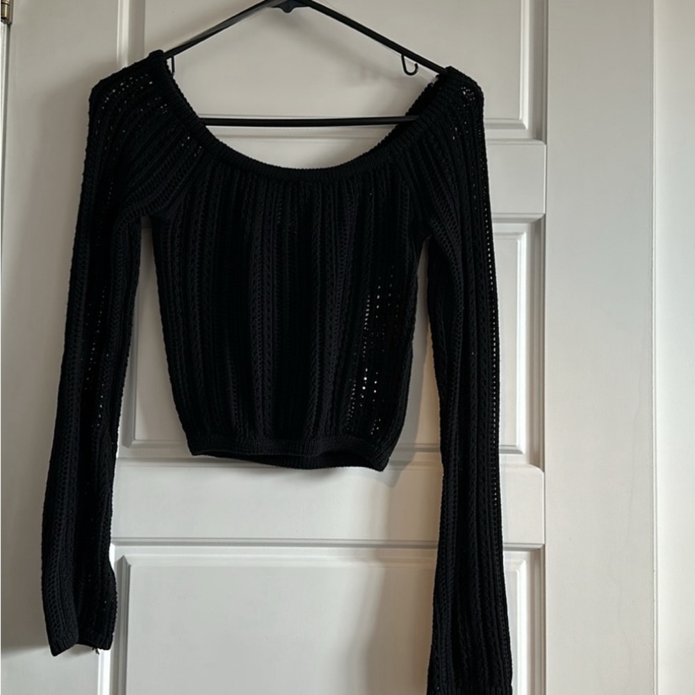 Open knit women’s shrug
